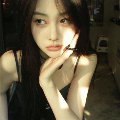 湖畔的女人们